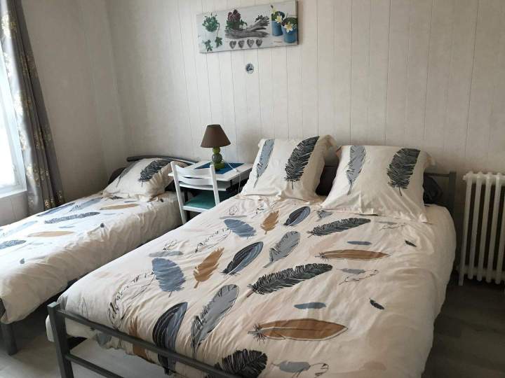 Chambre d’hôtel moderne Magny-en-Vexin